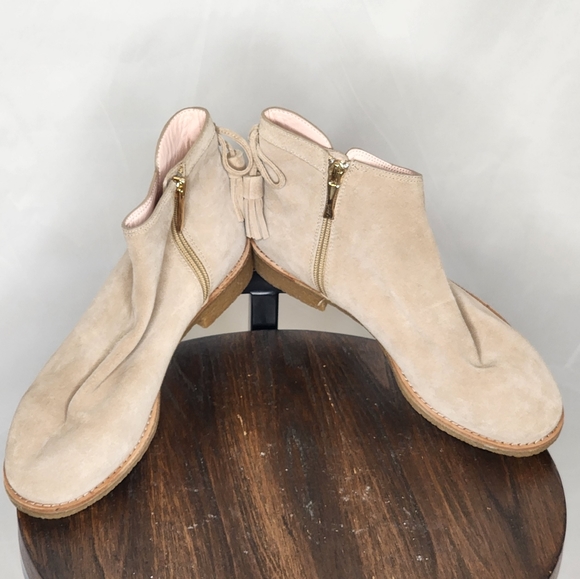 Kate Spade Tan Bellville Too Tassel Bow Suede Booties Size 8 - Picture 8 of 13